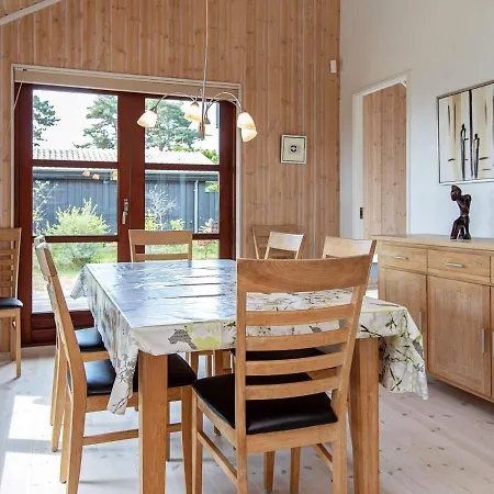 Luxury Seaside Retreat With Spa-By Traum *