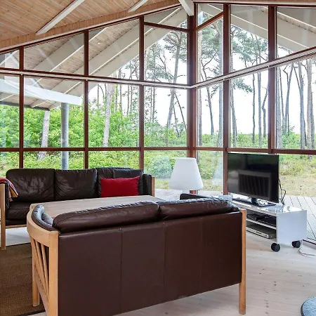 Luxury Seaside Retreat With Spa-By Traum *